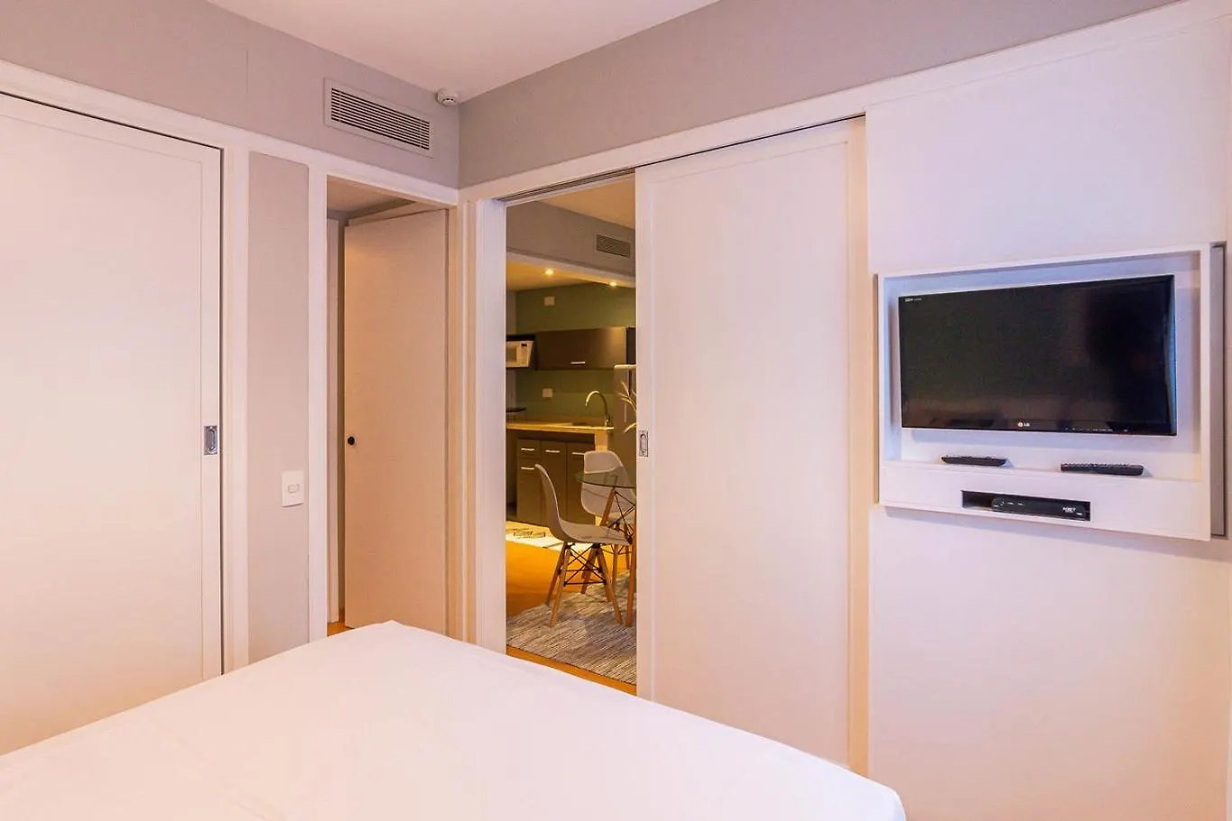 Apart-Hotel C Espaco Home Office C Boa Localizacao Sao Paulo Brazil